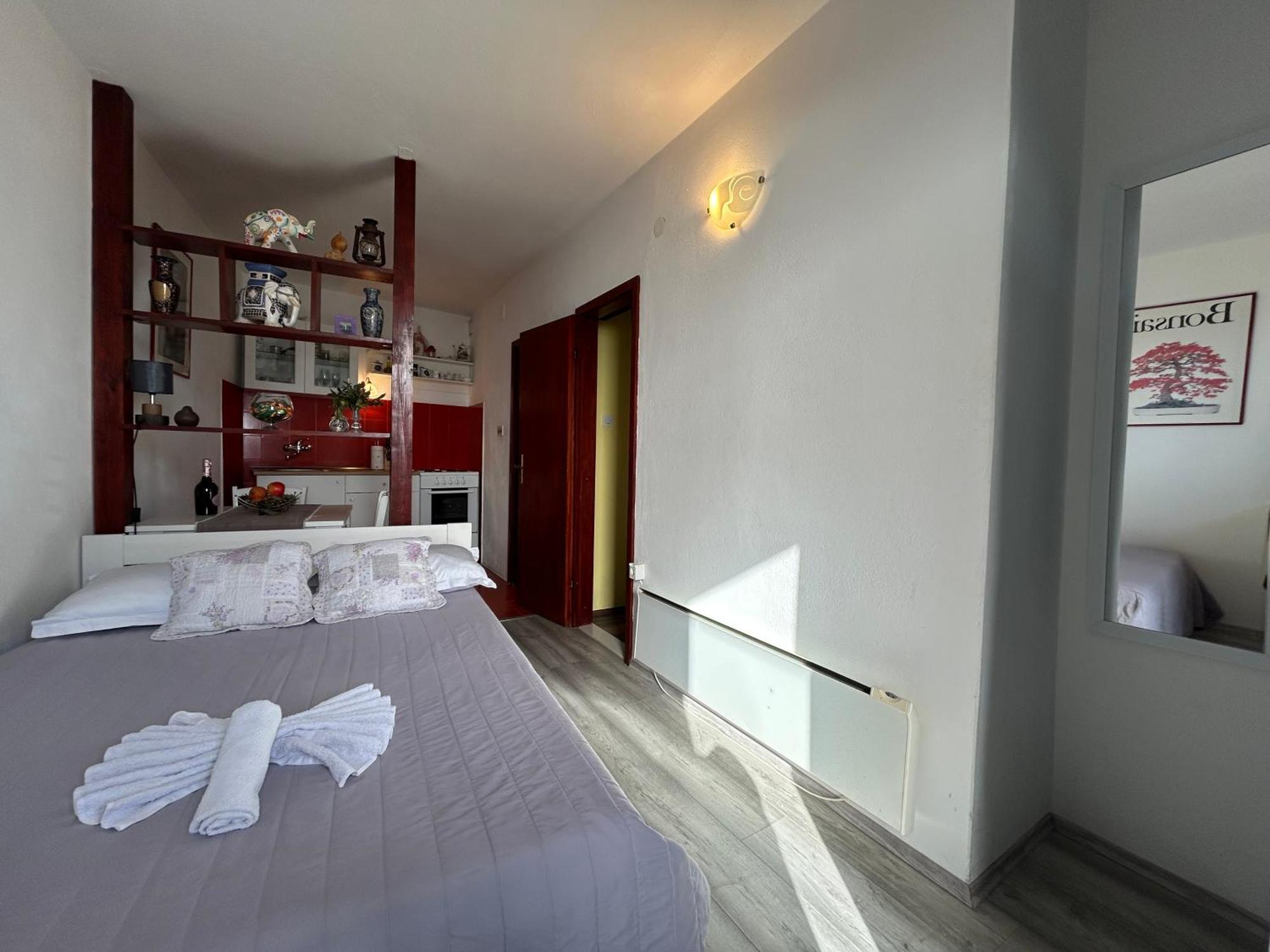 Seafront Studio Apartment+Balcony Podgora Exteriör bild